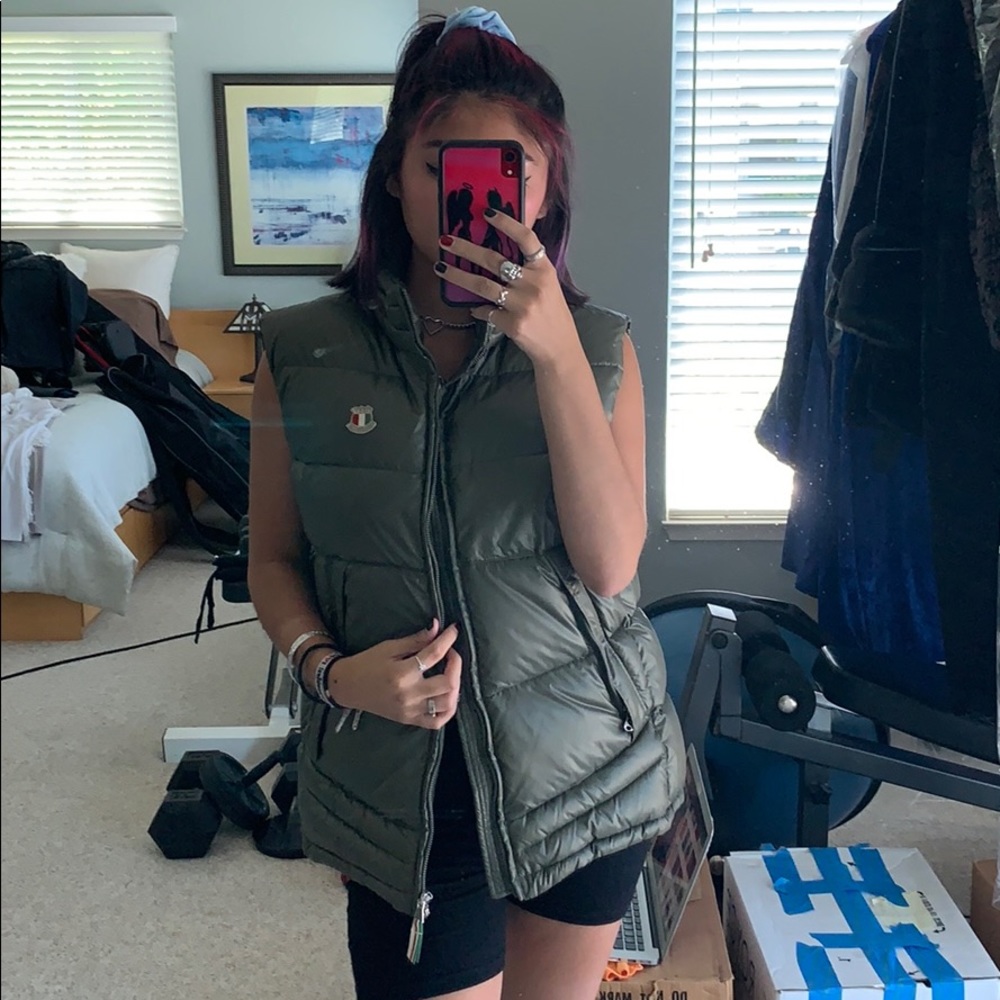 Dolomite Vest